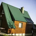 Caloroczne U Eli Lodge *